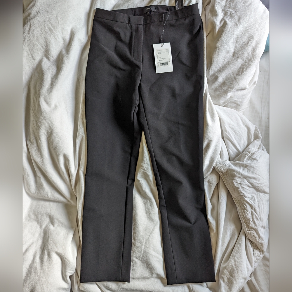 Theory Outlet NWT Black classic skinny pants size 0
